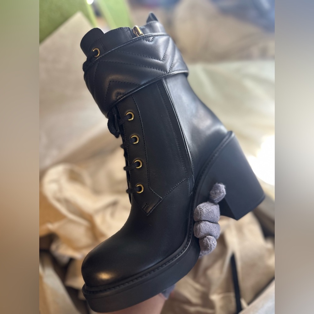 GUCCI Marmont leather boots - Picture 6 of 10